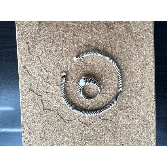 Open Bangle and Ring set, pearl on twisted antique silver design - Picture 2 of 7